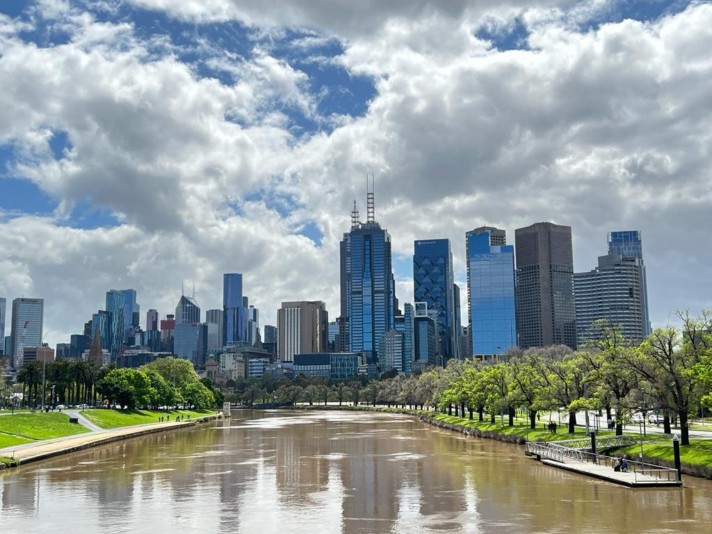Skyline Melbourne- Yarra-River